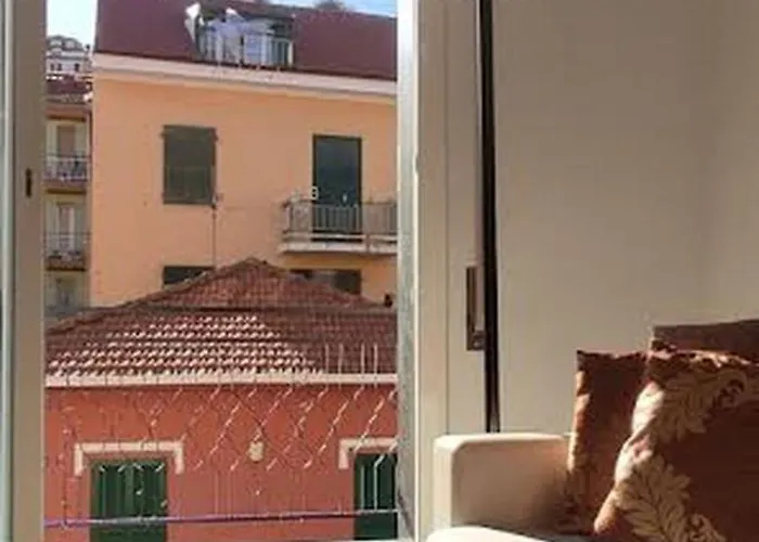 Appartamento Delizioso Con Terrazzo In Centro-Delicious Apartment With Terrace